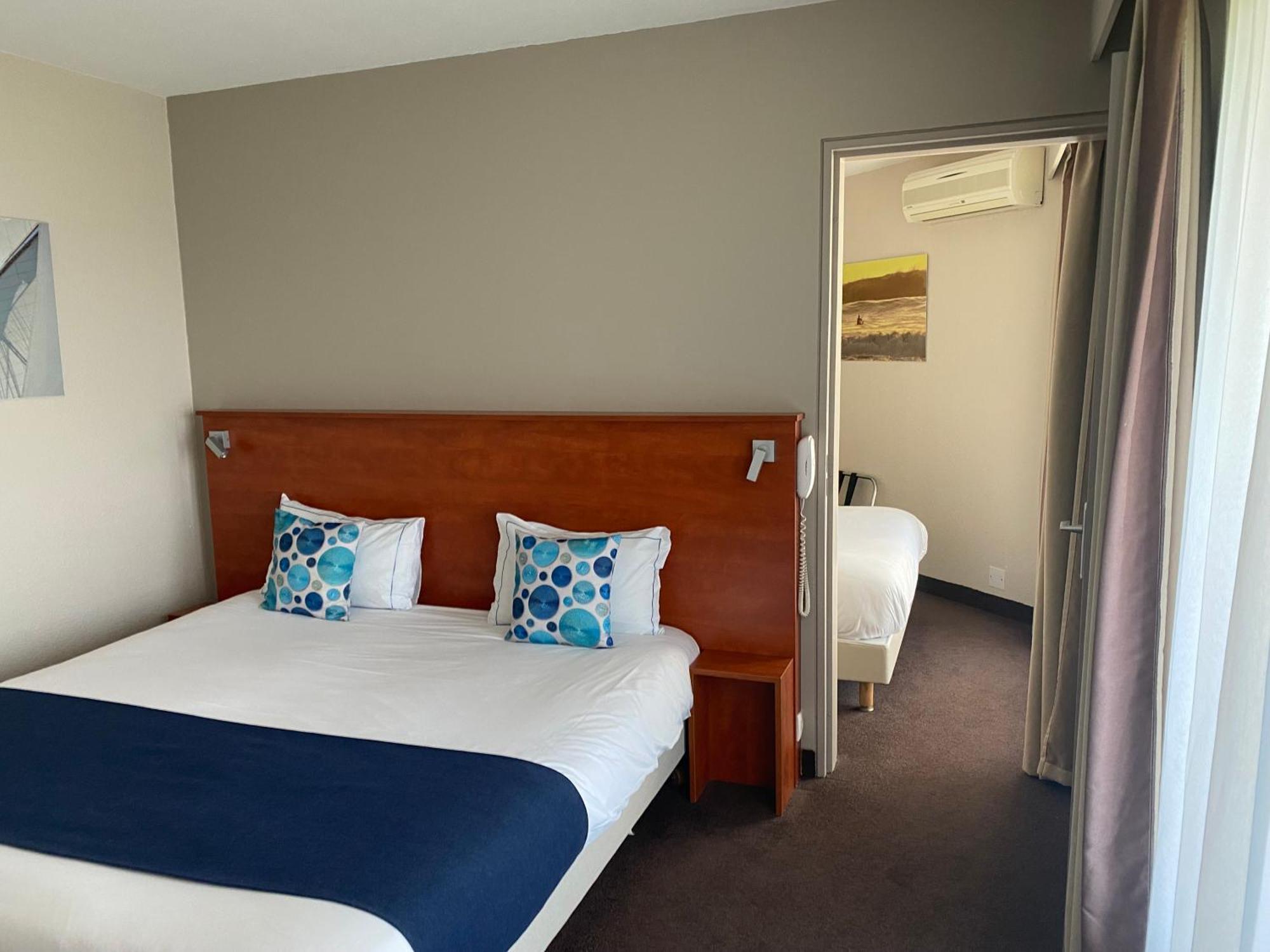 ดิ ออร์จินัล บูทิก โฮเทล แอดมิรัล เล ซาบล์-โดลอน Hotel เลส์ซาบล์-โดล็อนน์ ภายนอก รูปภาพ